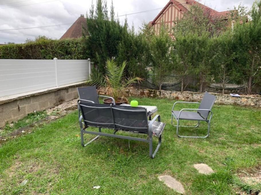 Maisonette Avec Jardin 에브뢰 외부 사진